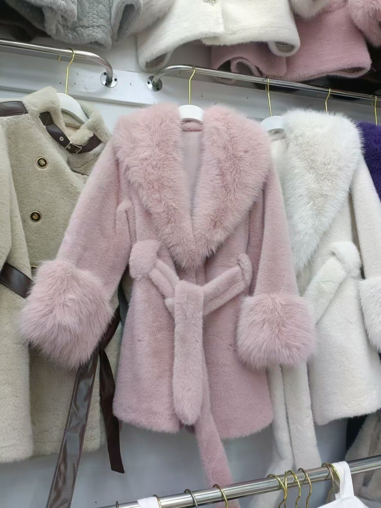 – Manteau en Fourrure Luxury 2026